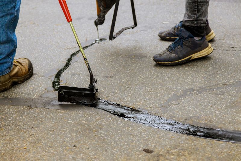 Asphalt Driveway Sealing in Greenville, SC
